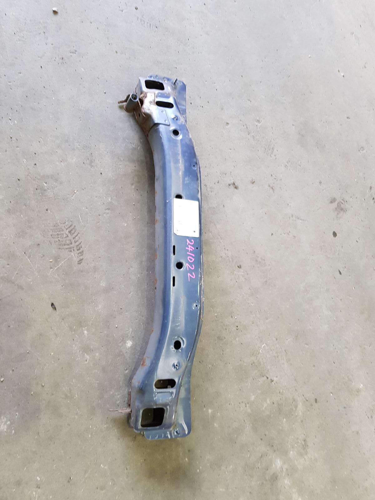 View Auto part F/Bar Reinforc/Brack Ford Territory 2010