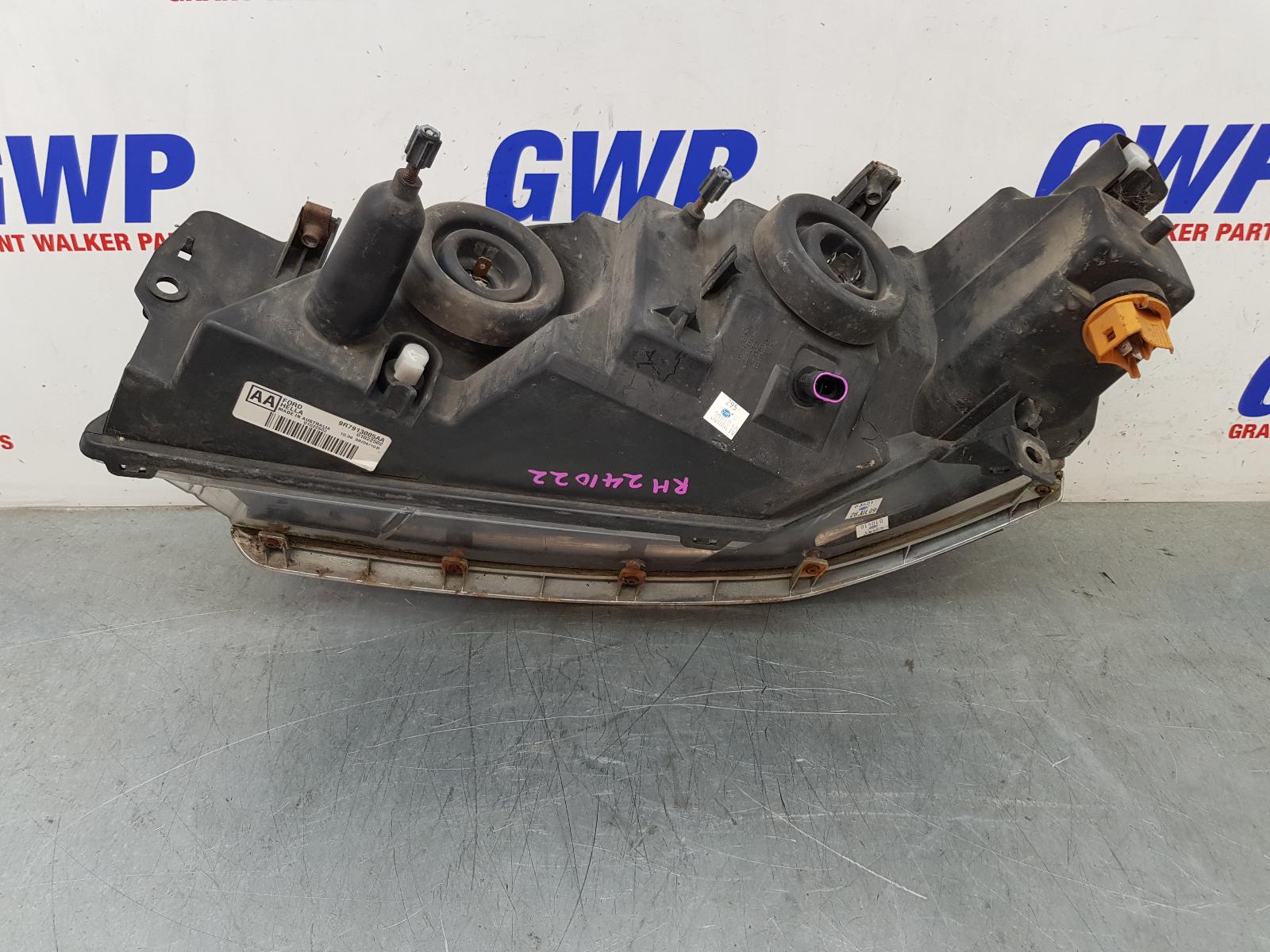 View Auto part Right Headlamp Ford Territory 2010