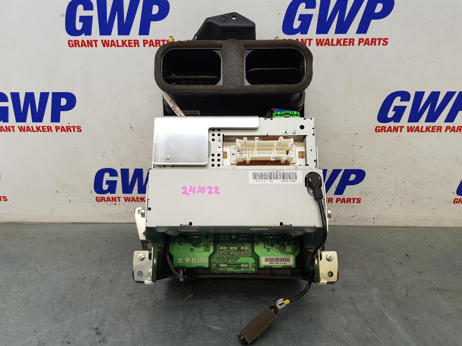 View Auto part Radio/Cd/Dvd/Sat/Tv Ford Territory 2010