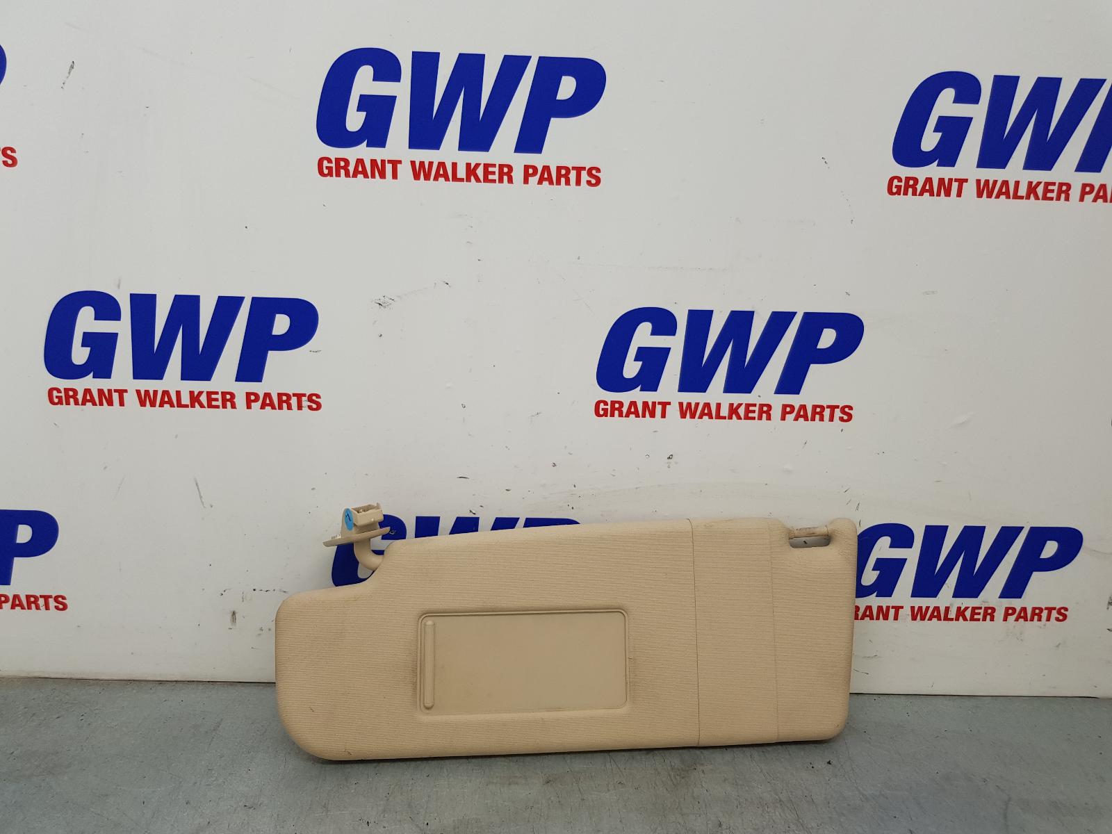 View Auto part Sunvisor Volkswagen Passat 2009