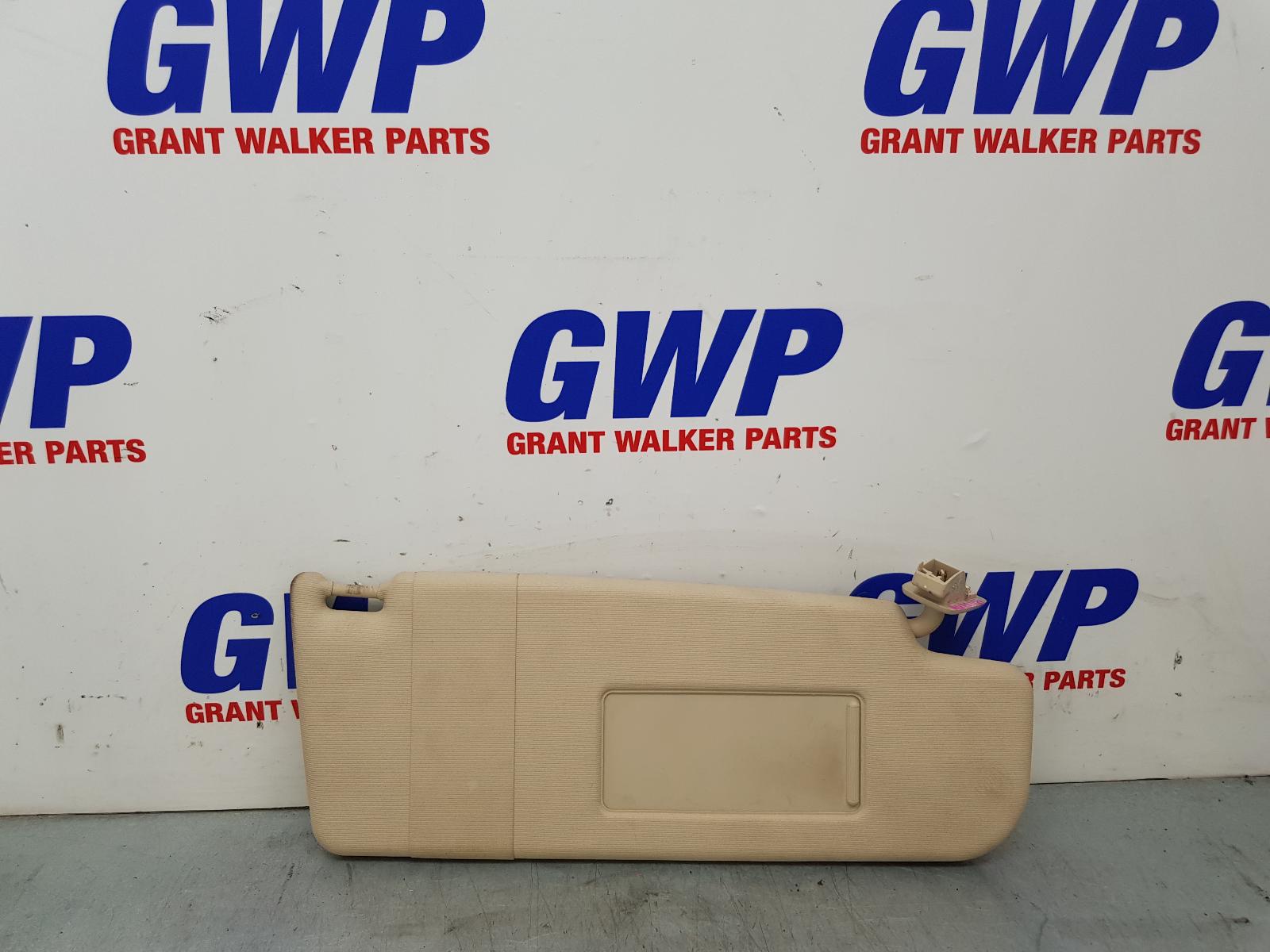 2009 Volkswagen Passat Sunvisor View Auto part Sunvisor Volkswagen Passat 2009