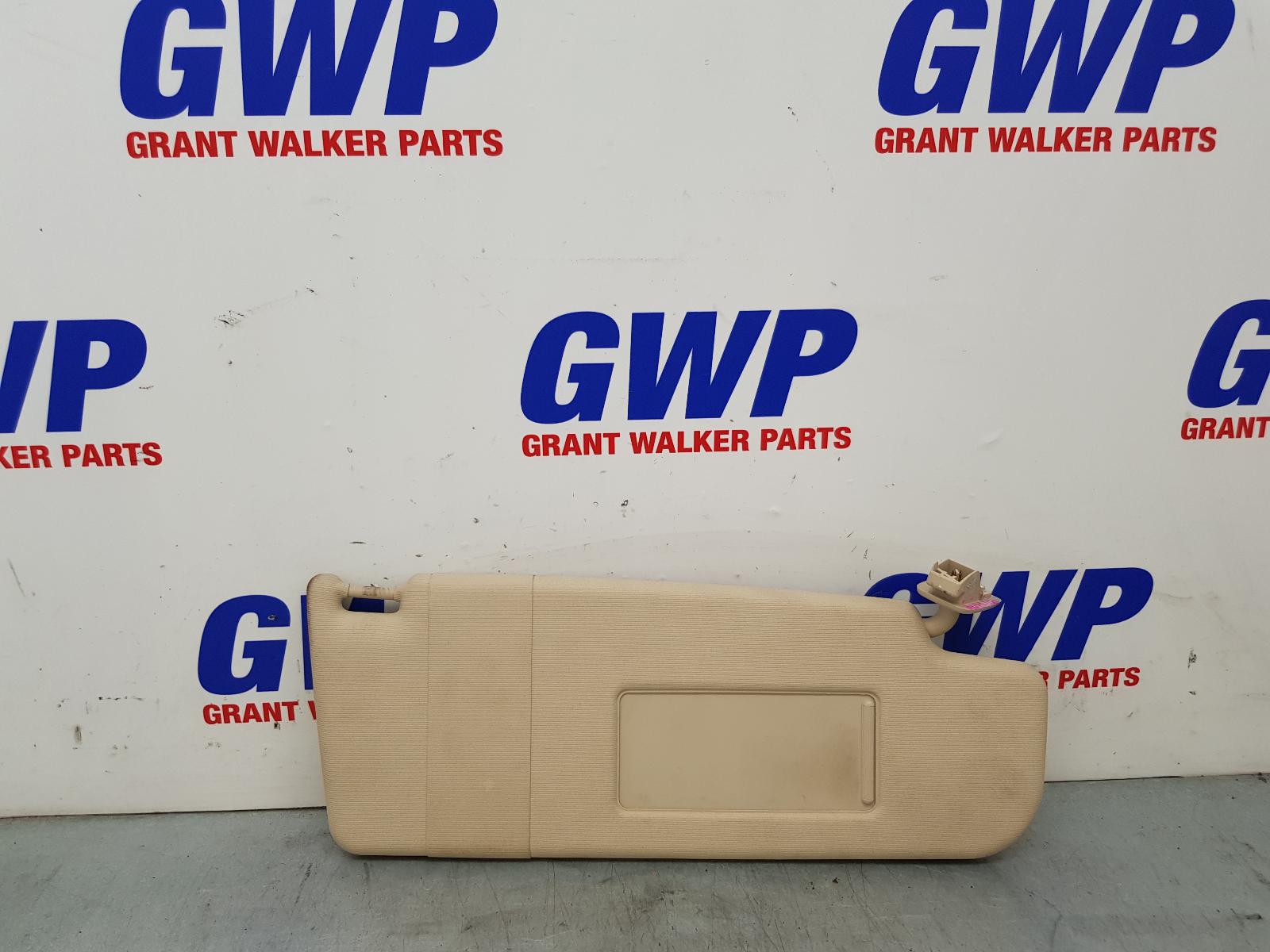 2009 Volkswagen Passat Sunvisor View Auto part Sunvisor Volkswagen Passat 2009