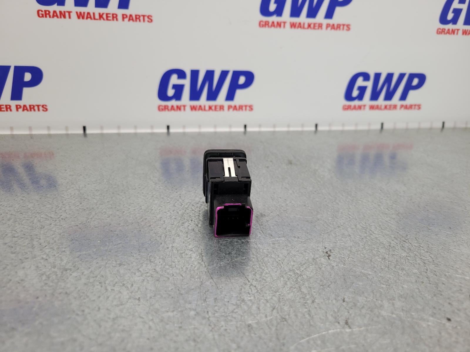 View Auto part Combination Switch Volkswagen Passat 2009
