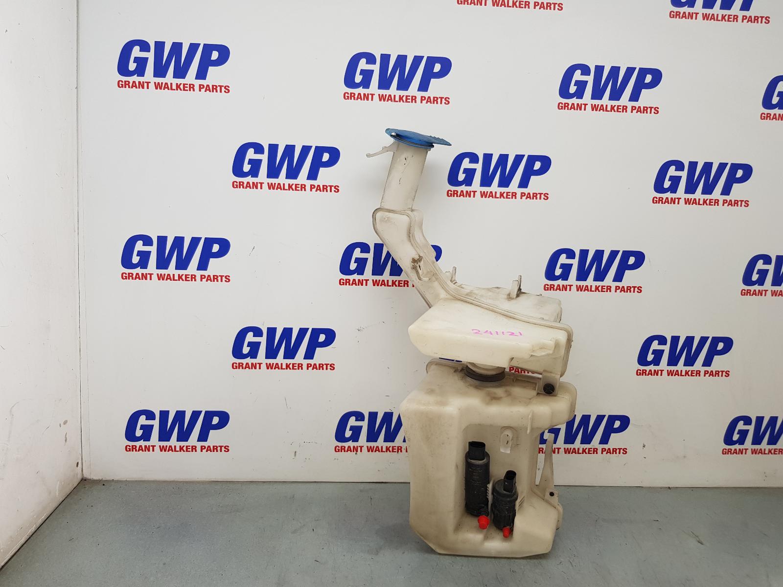 2009 Volkswagen Passat Washer Bottle View Auto part Washer Bottle Volkswagen Passat 2009