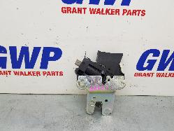 View Auto part Door/Boot/Gate Lock Volkswagen Passat 2009