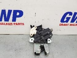 View Auto part Door/Boot/Gate Lock Volkswagen Passat 2009