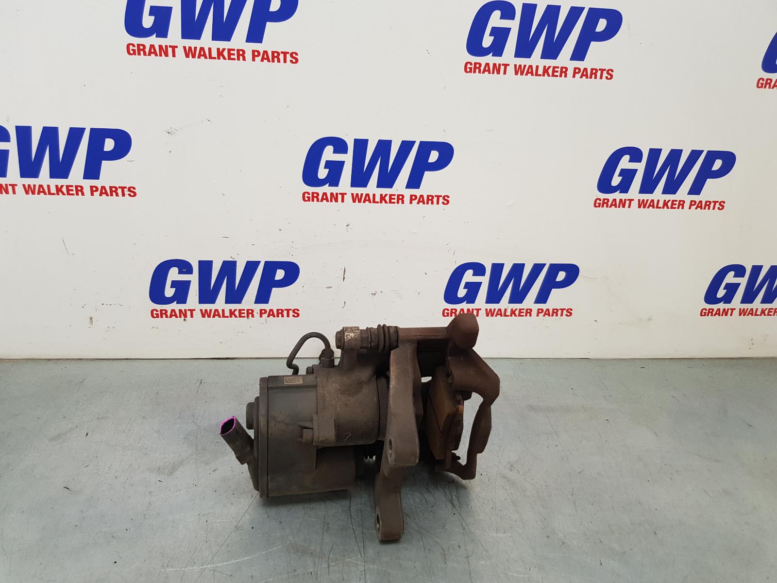 View Auto part Caliper Volkswagen Passat 2009