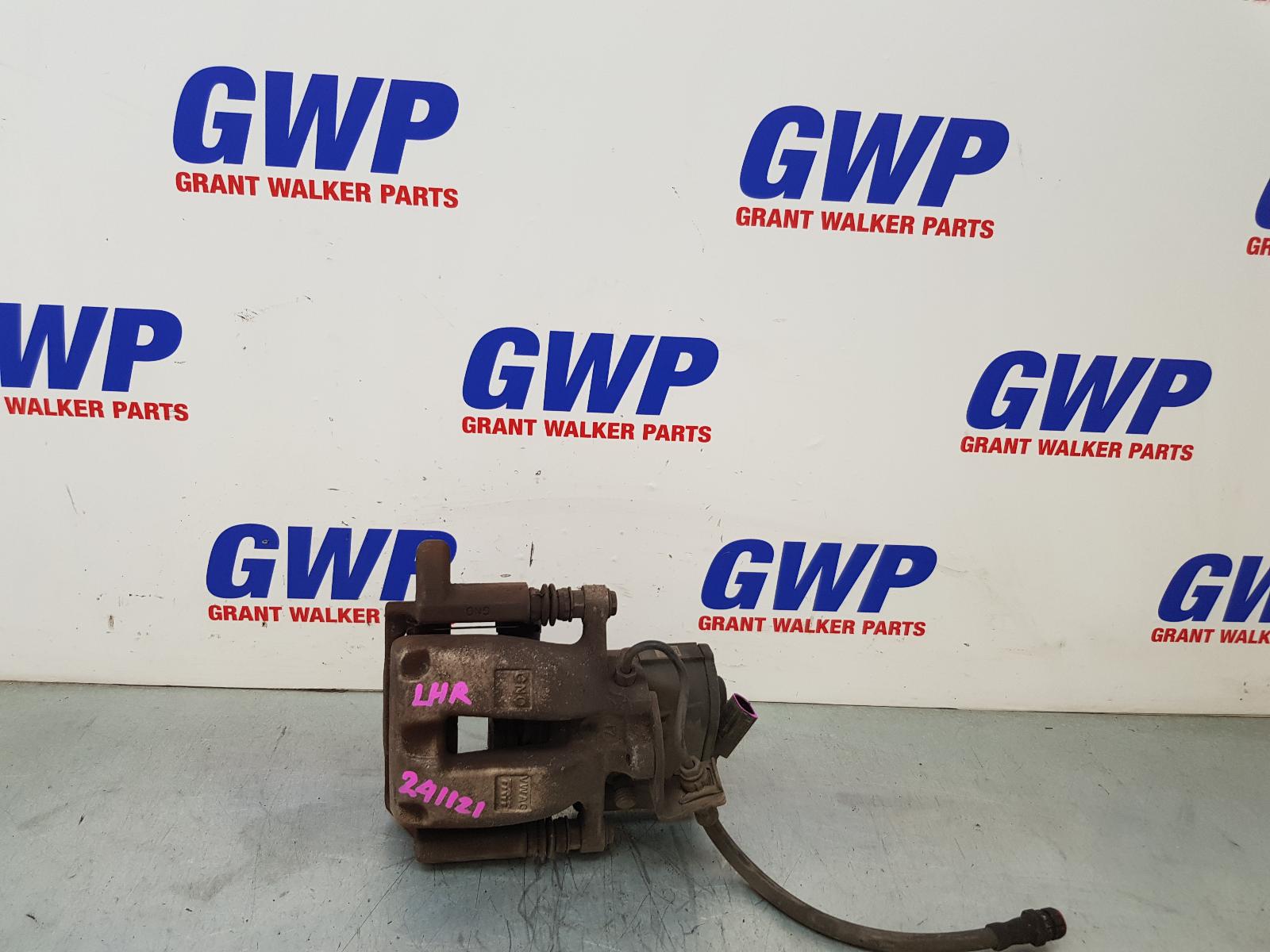 View Auto part Caliper Volkswagen Passat 2009