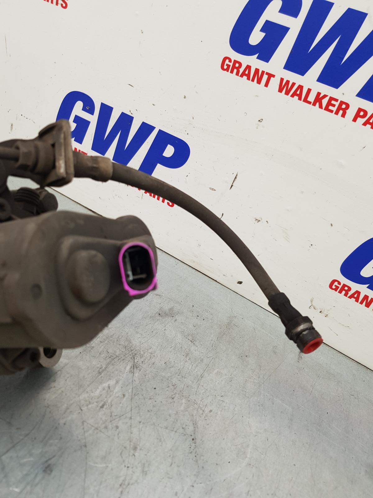 2009 Volkswagen Passat Caliper View Auto part Caliper Volkswagen Passat 2009