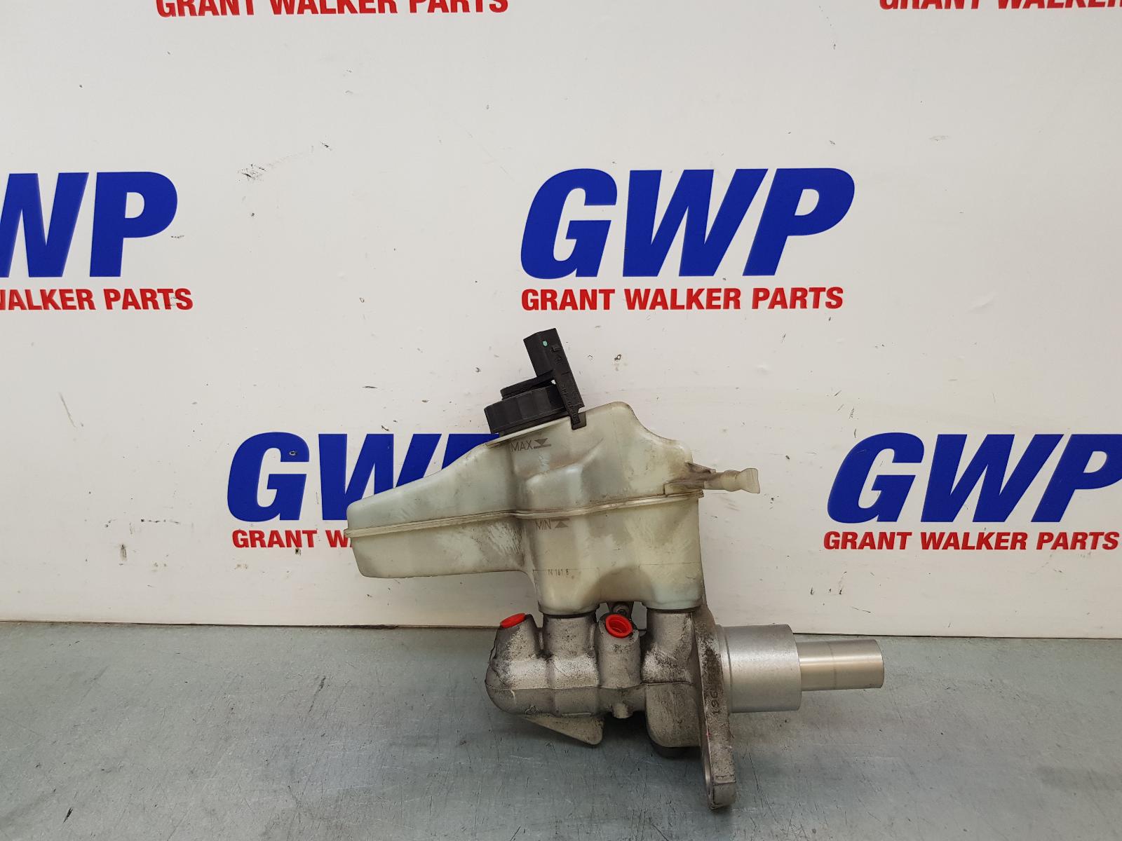 2009 Volkswagen Passat Master Cylinder View Auto part Master Cylinder Volkswagen Passat 2009