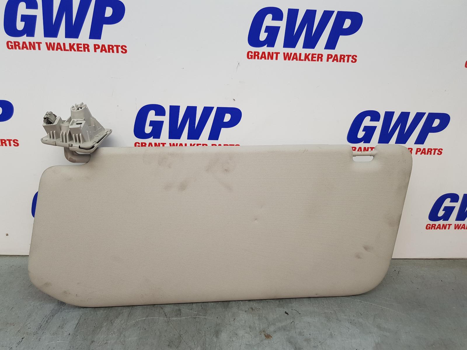 View Auto part Sunvisor Volkswagen Crafter 2020