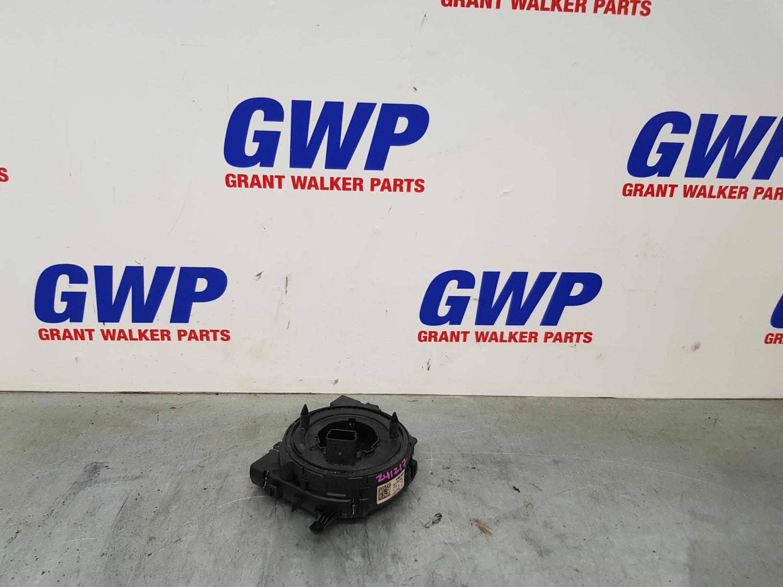 2020 Volkswagen Crafter Airbag Module/Sensor View Auto part Airbag Module/Sensor Volkswagen Crafter 2020