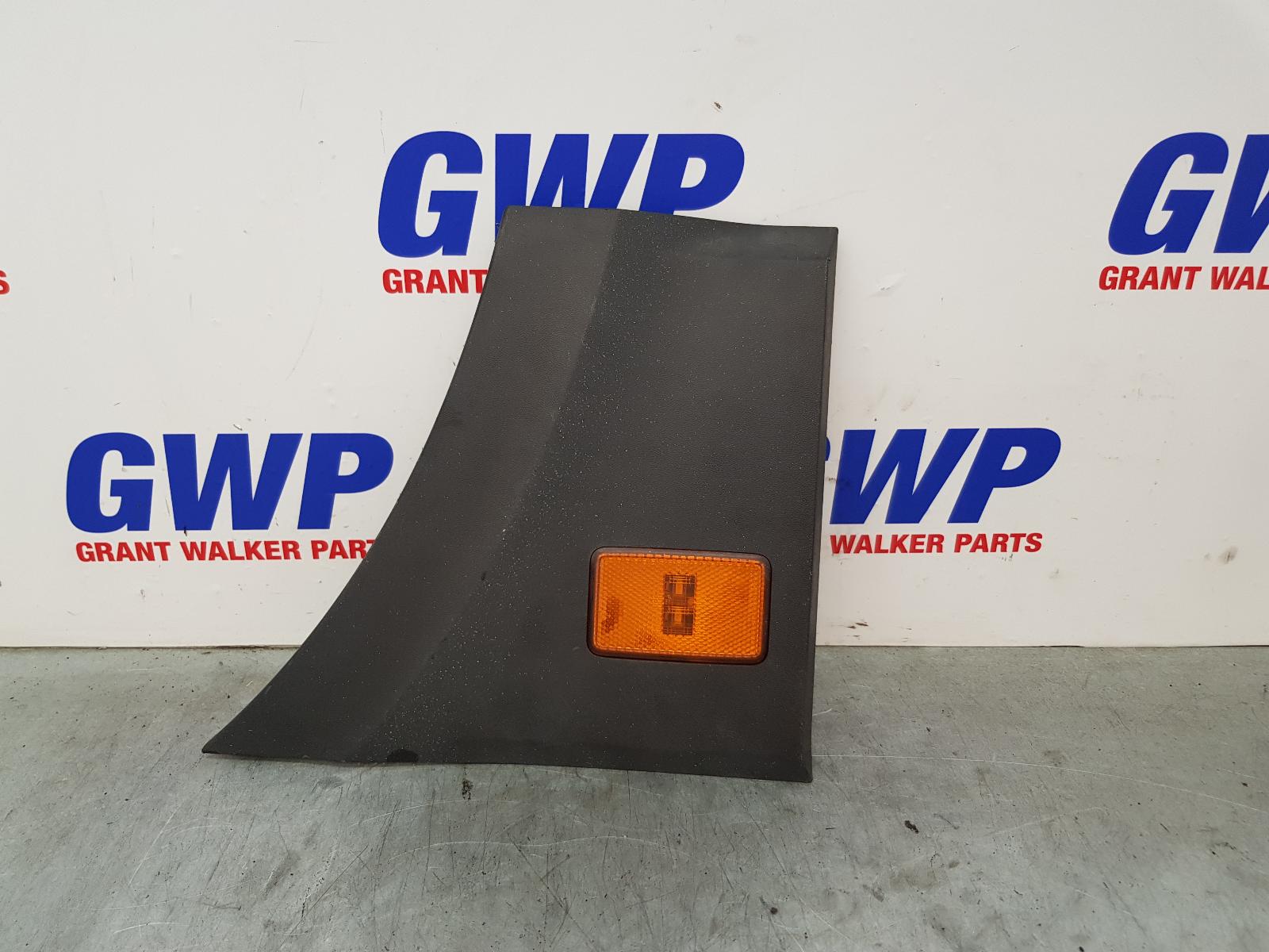 2020 Volkswagen Crafter Body/Door Mould View Auto part Body/Door Mould Volkswagen Crafter 2020