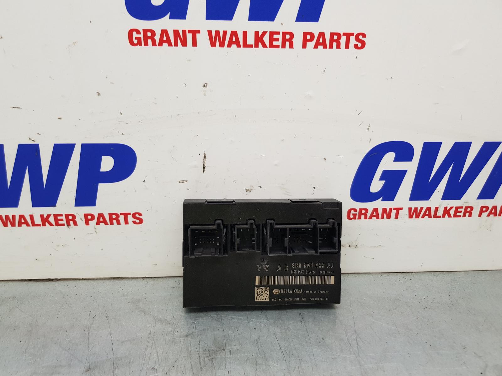 View Auto part Ecu Volkswagen Passat 2009