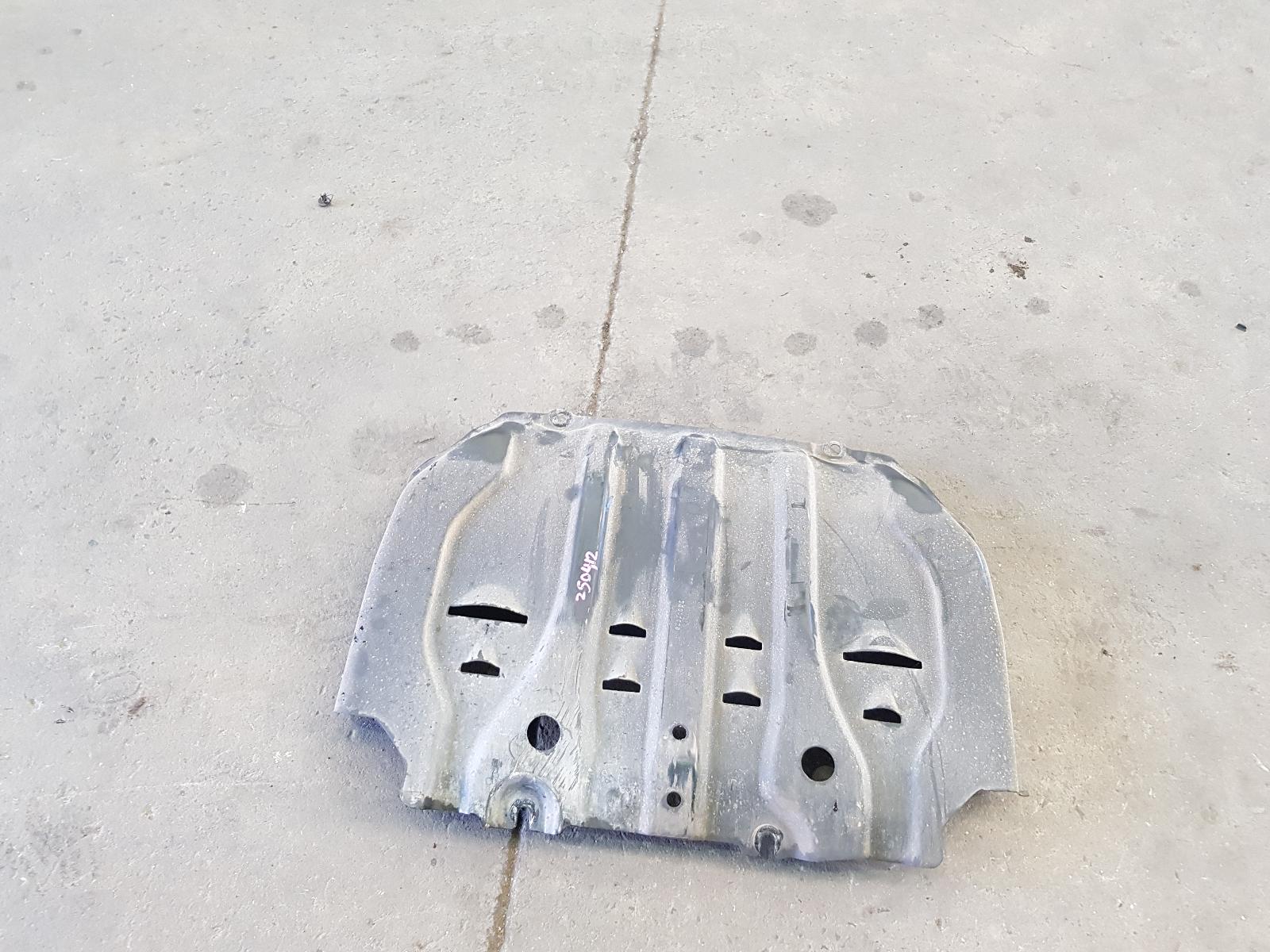 View Auto part Sump Guard Mazda Bt50 2020