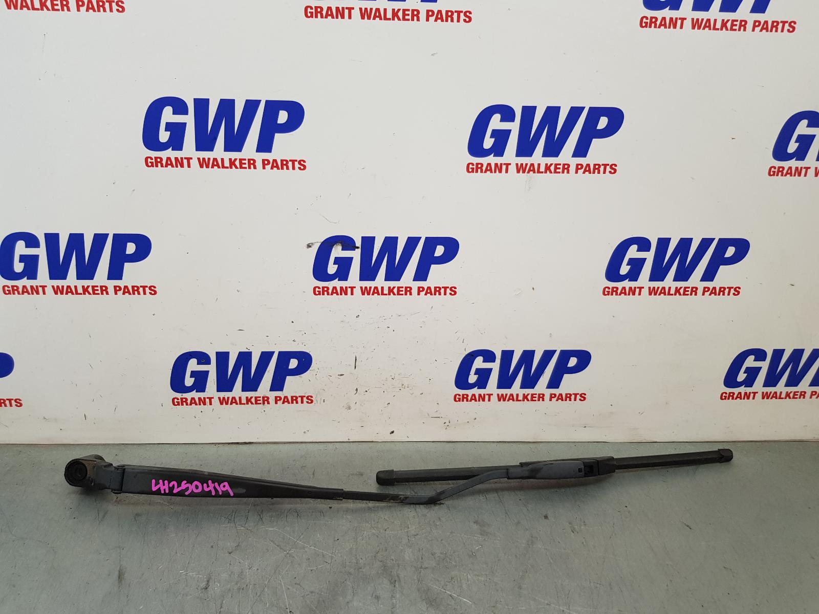 View Auto part Wiper Arm Holden Colorado 2015