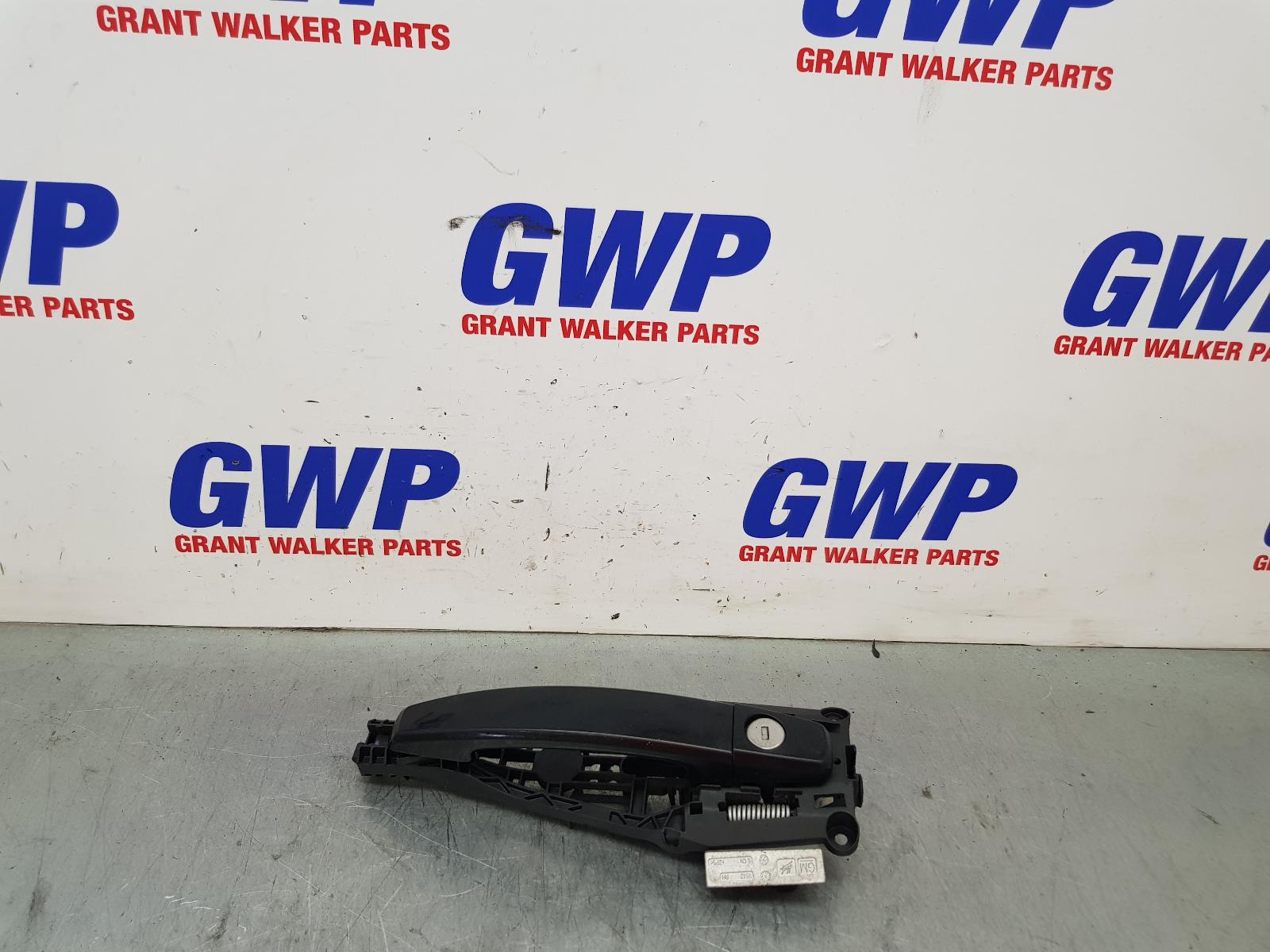 View Auto part Door Handle Holden Colorado 2015