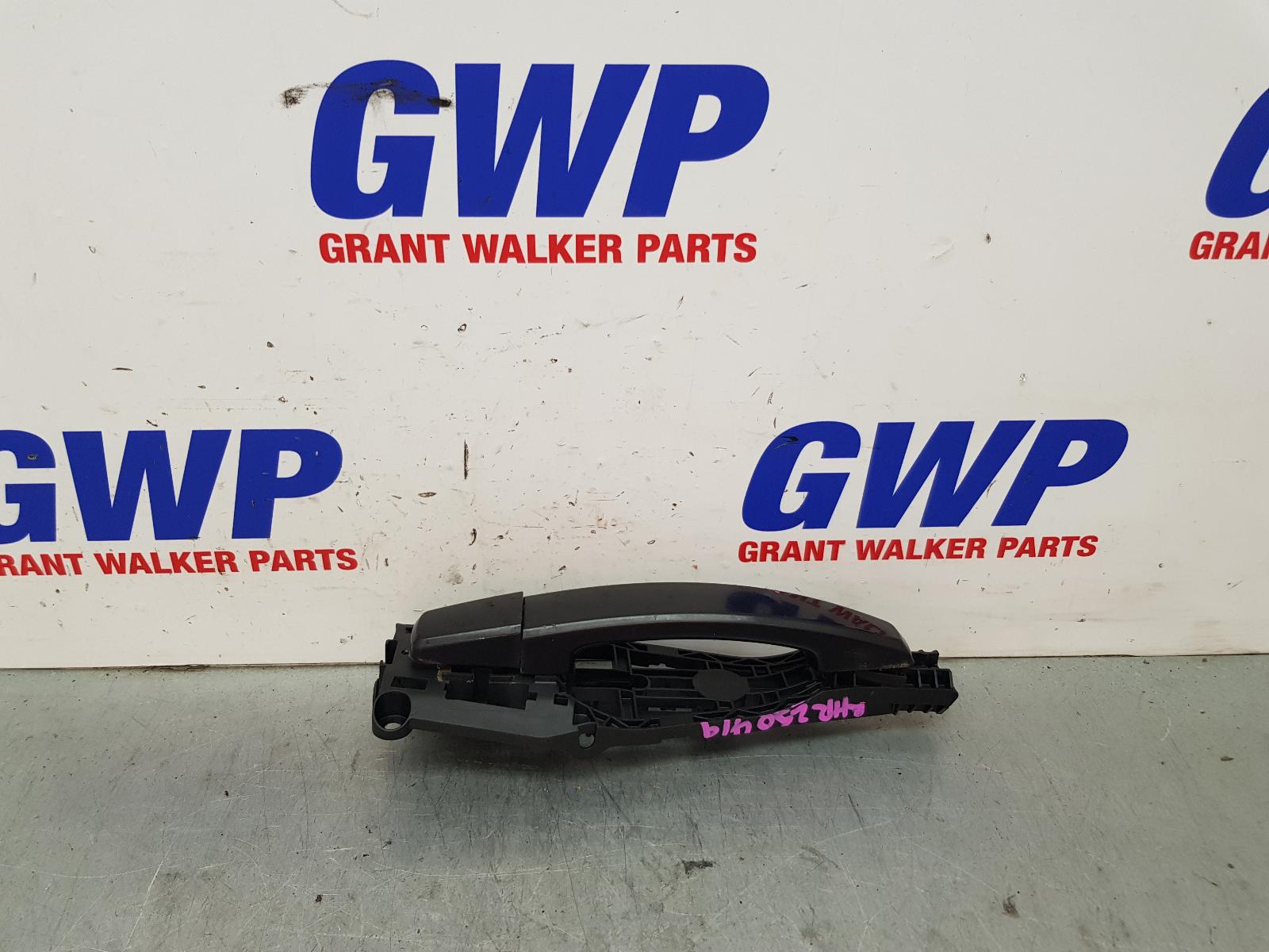 View Auto part Door Handle Holden Colorado 2015