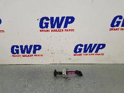View Auto part Door Hinge/Runner Holden Colorado 2015