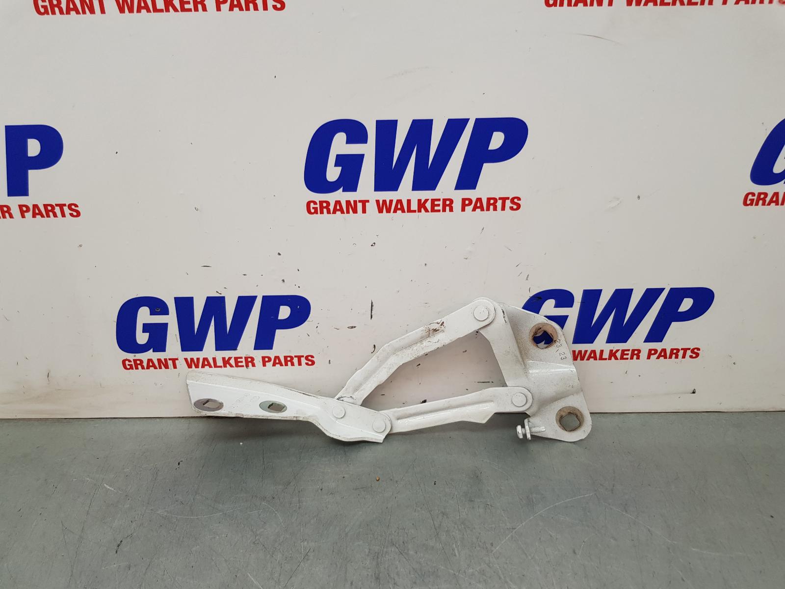 View Auto part Bonnet Hinge/Strut Ford Transit Custom 2023