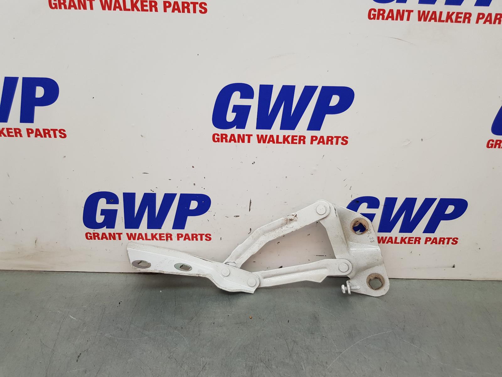 View Auto part Bonnet Hinge/Strut Ford Transit Custom 2023