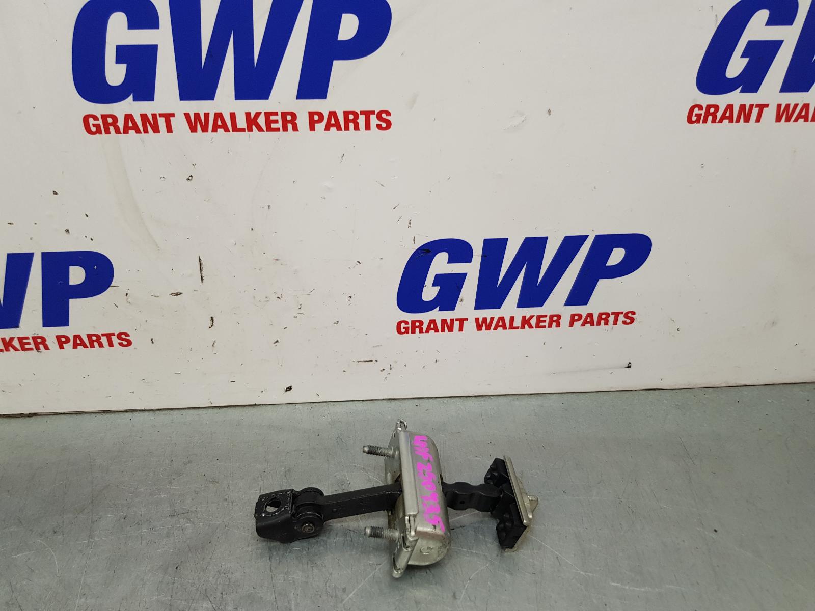 View Auto part Door Hinge/Runner Ford Transit Custom 2023