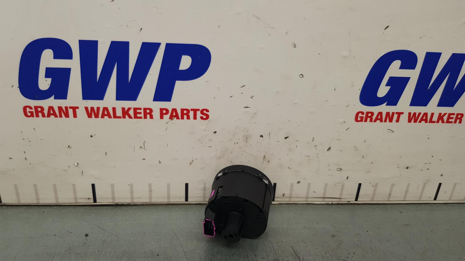 2022 Volkswagen T-roc Combination Switch View Auto part Combination Switch Volkswagen T-roc 2022