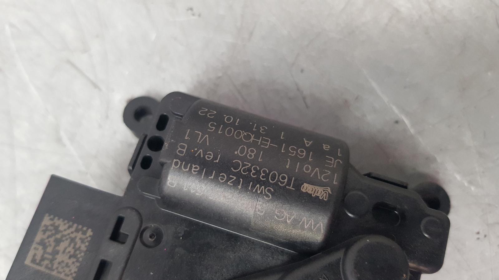 View Auto part Blend Door Actuator Volkswagen T-roc 2022