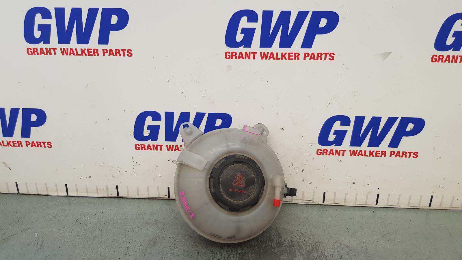 View Auto part Overflow Bottle Volkswagen T-roc 2022