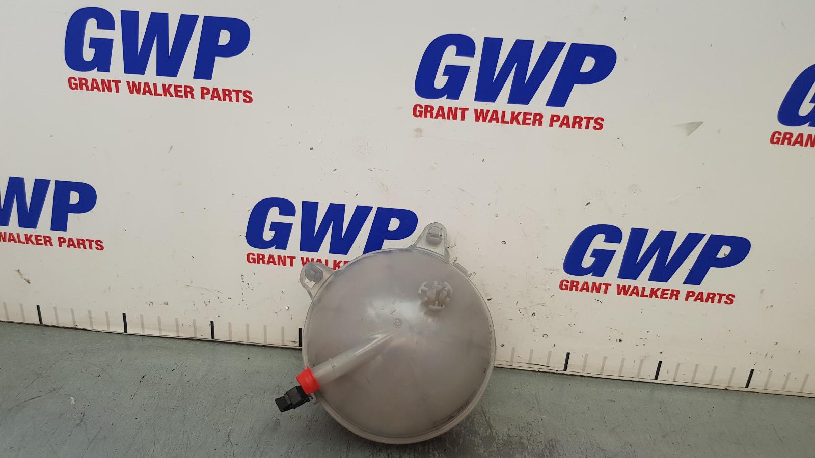 View Auto part Overflow Bottle Volkswagen T-roc 2022