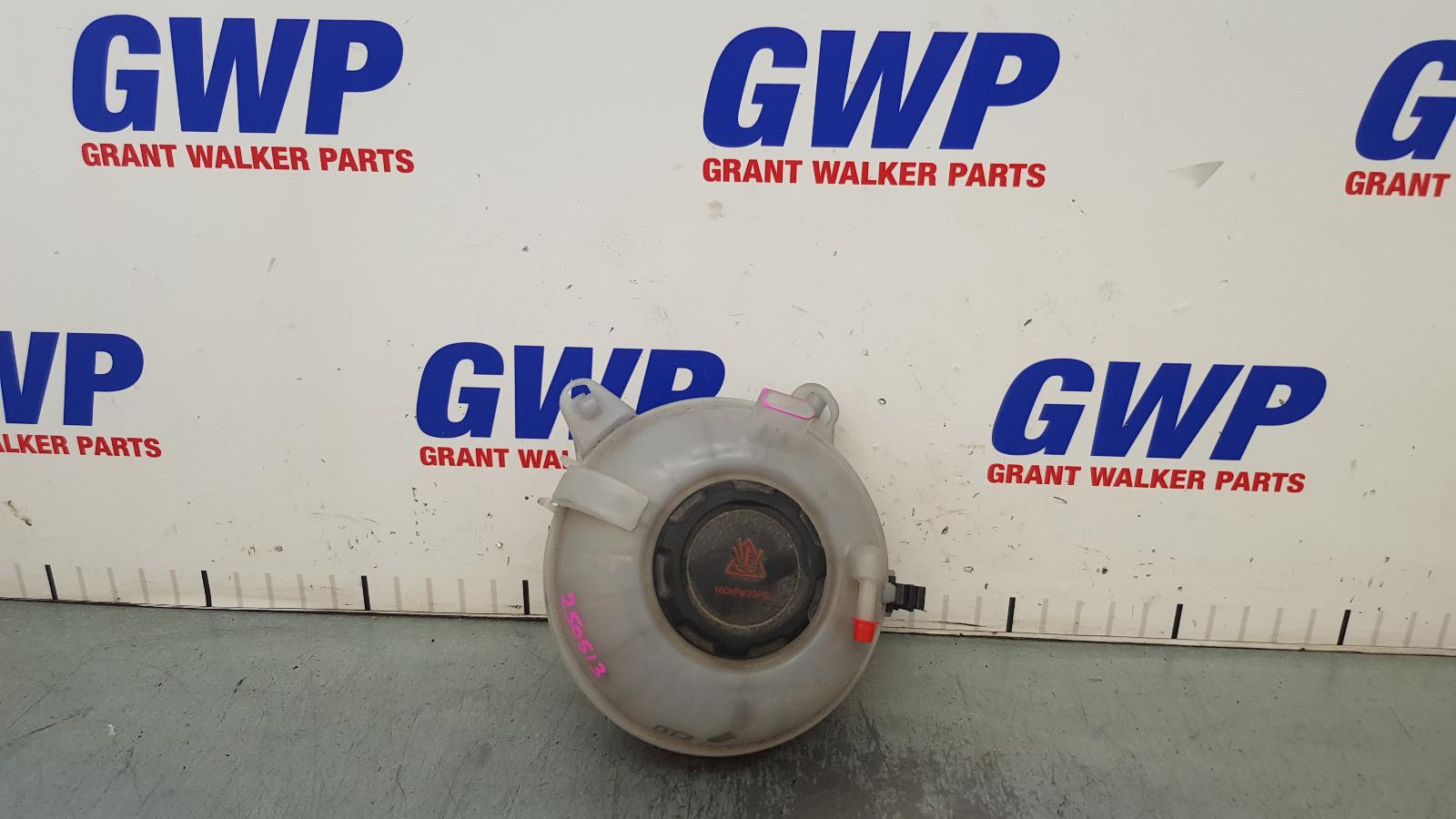 View Auto part Overflow Bottle Volkswagen T-roc 2022