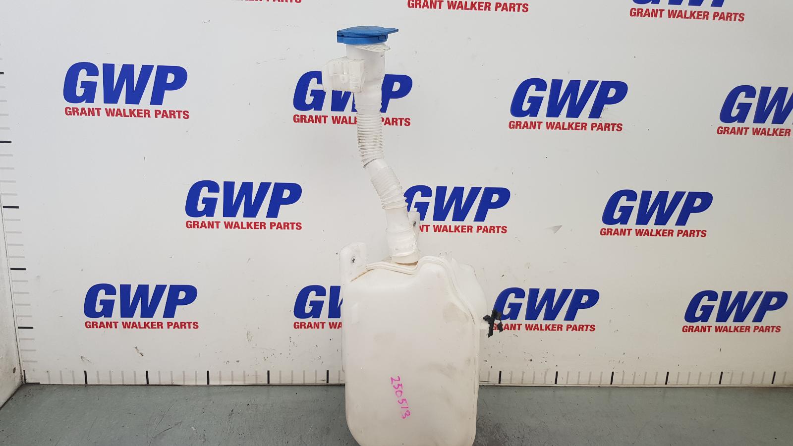 2022 Volkswagen T-roc Washer Bottle View Auto part Washer Bottle Volkswagen T-roc 2022