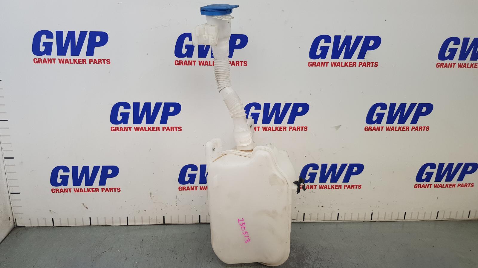 2022 Volkswagen T-roc Washer Bottle View Auto part Washer Bottle Volkswagen T-roc 2022