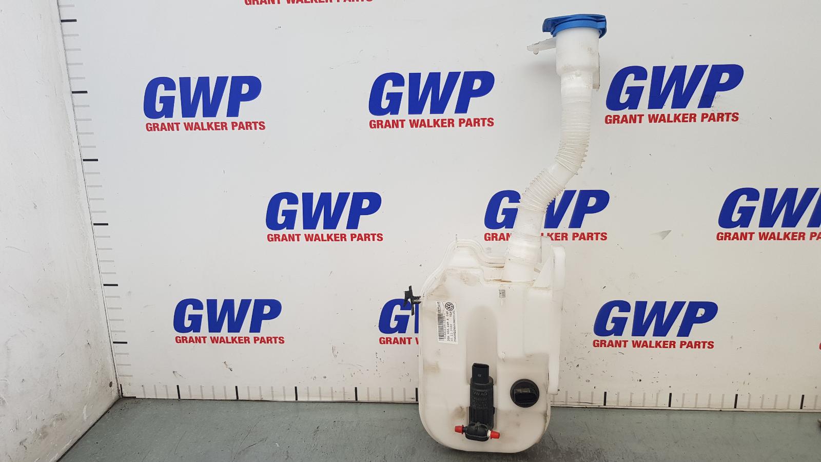 2022 Volkswagen T-roc Washer Bottle View Auto part Washer Bottle Volkswagen T-roc 2022
