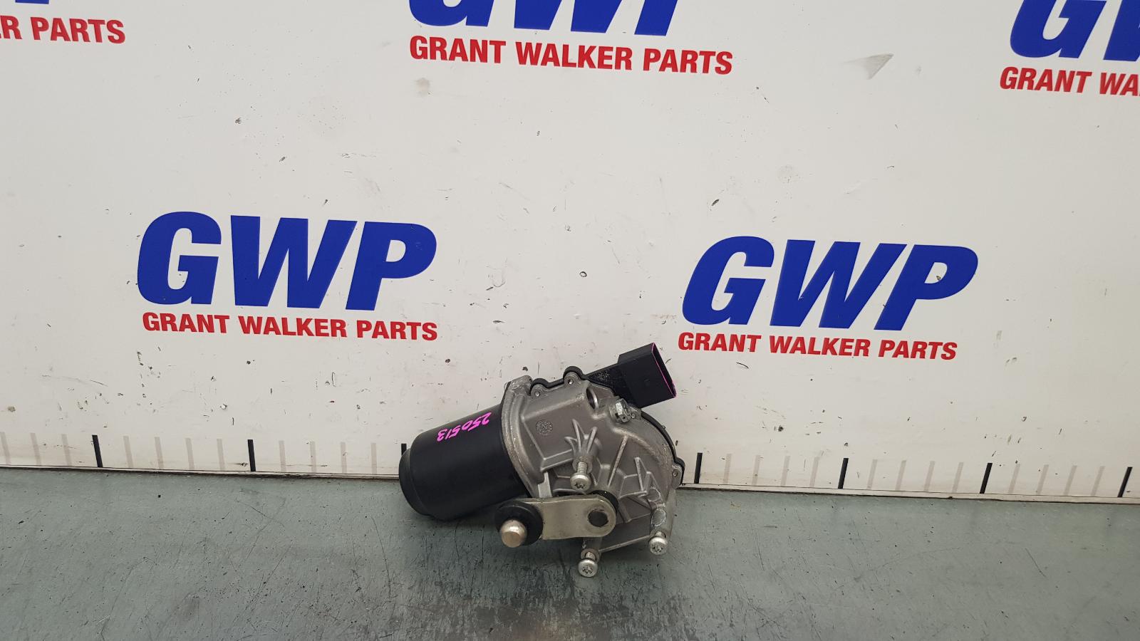 2022 Volkswagen T-roc Wiper Motor View Auto part Wiper Motor Volkswagen T-roc 2022