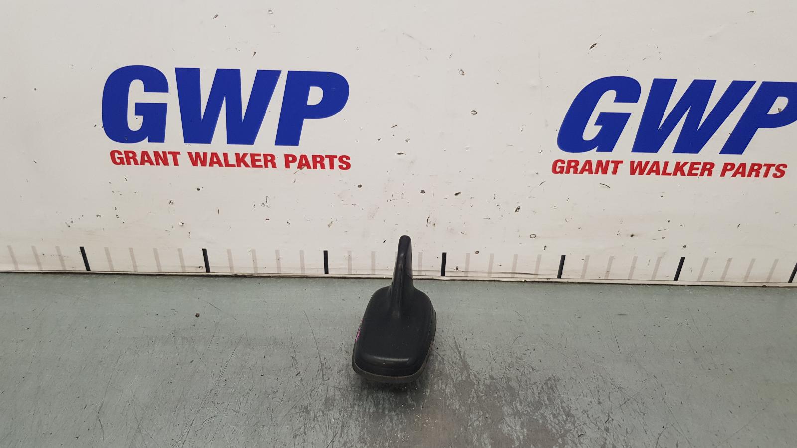 View Auto part Antenna Volkswagen T-roc 2022