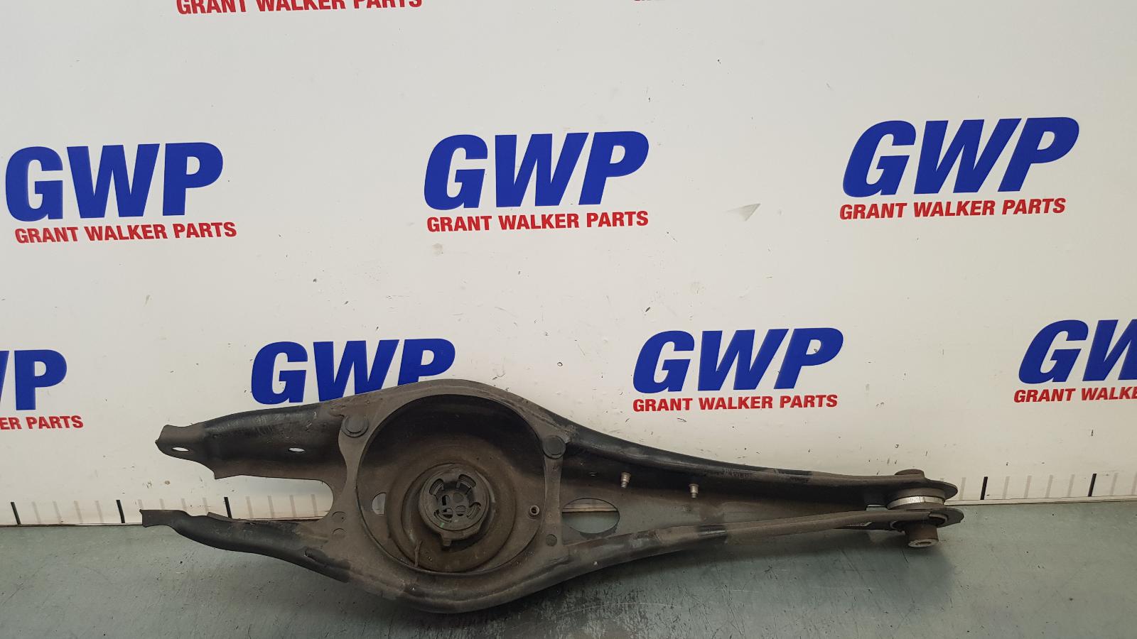 View Auto part Left Rear Trailing Arm Volkswagen T-roc 2022