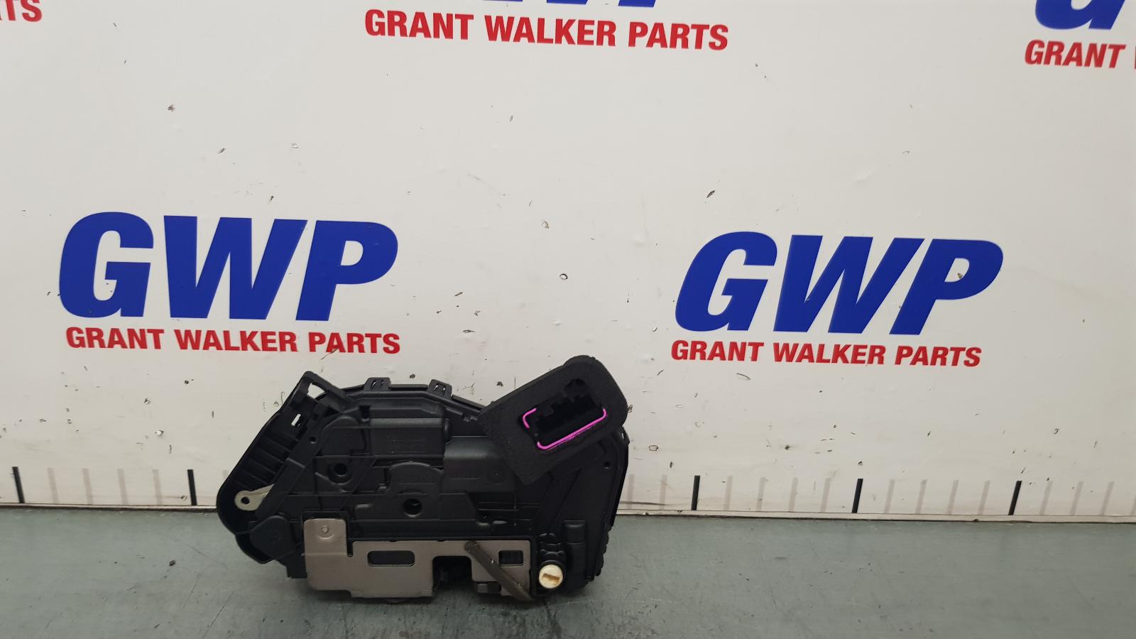 2022 Volkswagen T-roc Door/Boot/Gate Lock View Auto part Door/Boot/Gate Lock Volkswagen T-roc 2022