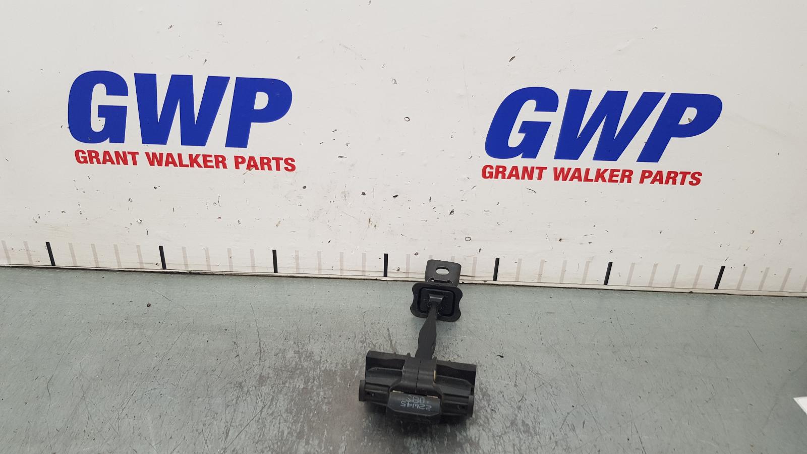 2022 Volkswagen T-roc Door Hinge/Runner View Auto part Door Hinge/Runner Volkswagen T-roc 2022