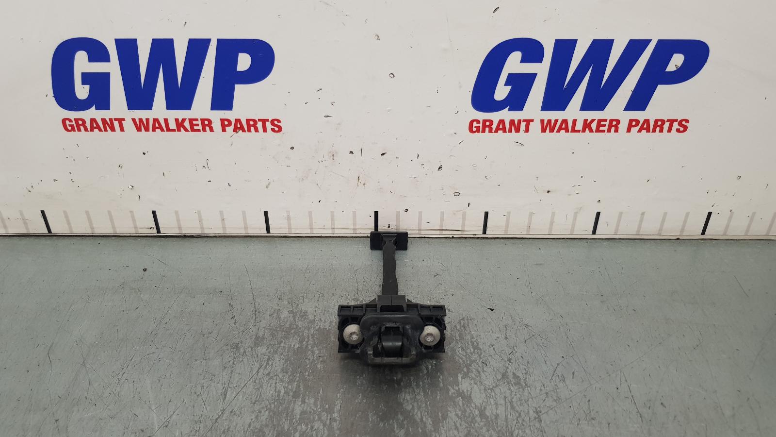2022 Volkswagen T-roc Door Hinge/Runner View Auto part Door Hinge/Runner Volkswagen T-roc 2022