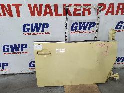 View Auto part Right Front Door Volkswagen Beetle 2003