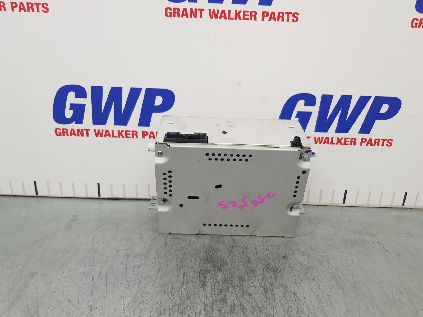 View Auto part Radio/Cd/Dvd/Sat/Tv Mazda Bt50 2014
