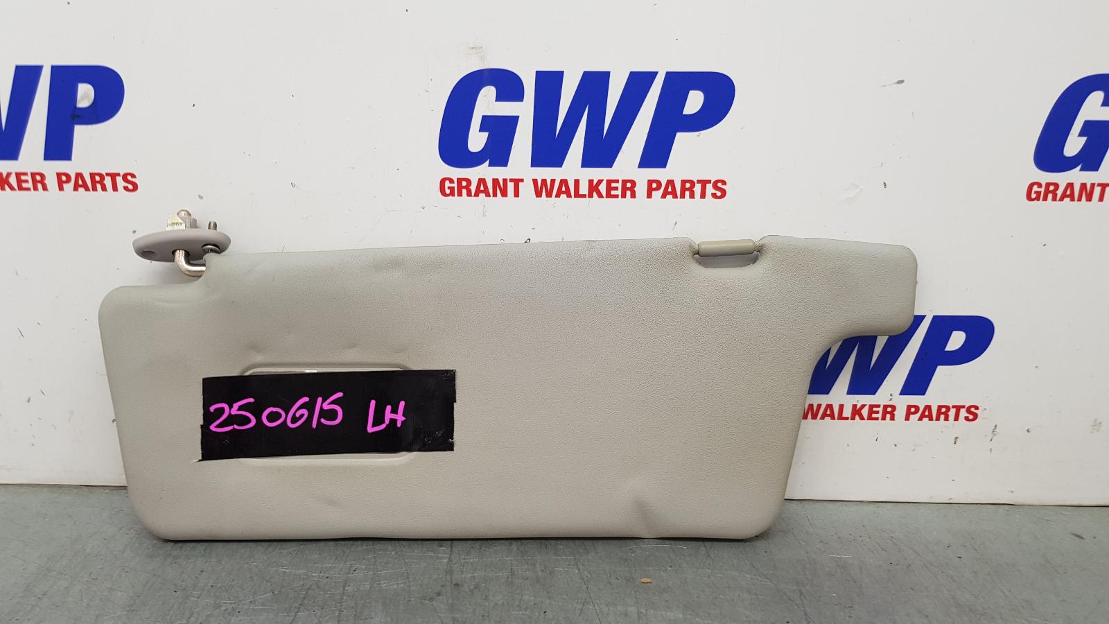 View Auto part Sunvisor Mazda Bt50 2010