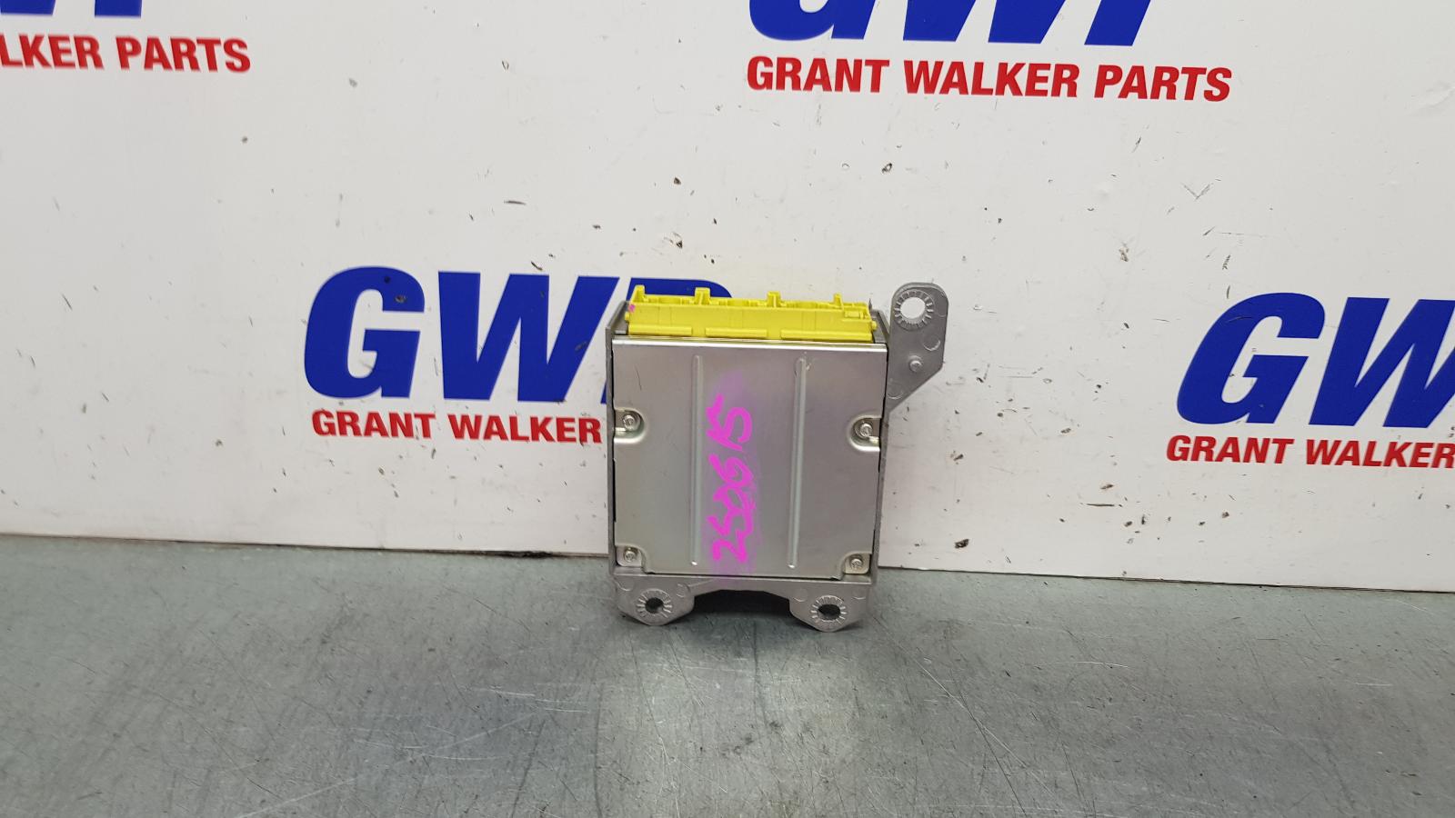 View Auto part Airbag Module/Sensor Mazda Bt50 2010