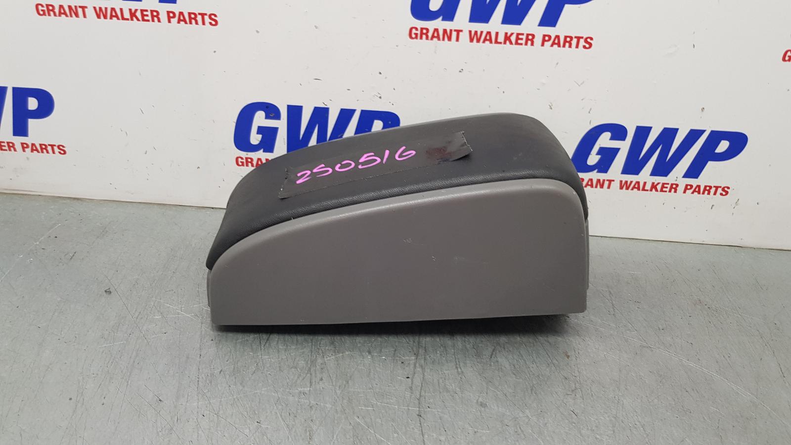 View Auto part Console Mazda Bt50 2010