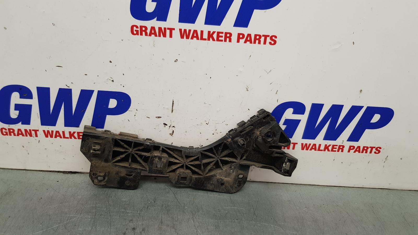 View Auto part F/Bar Reinforc/Brack Mazda Bt50 2010