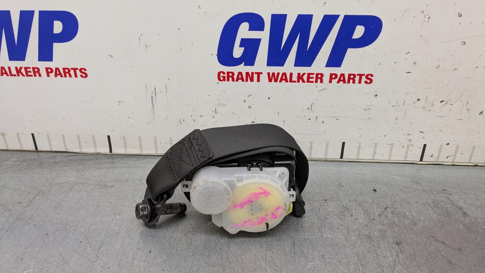 View Auto part Seatbelt/Stalk Hyundai Santa Fe 2021