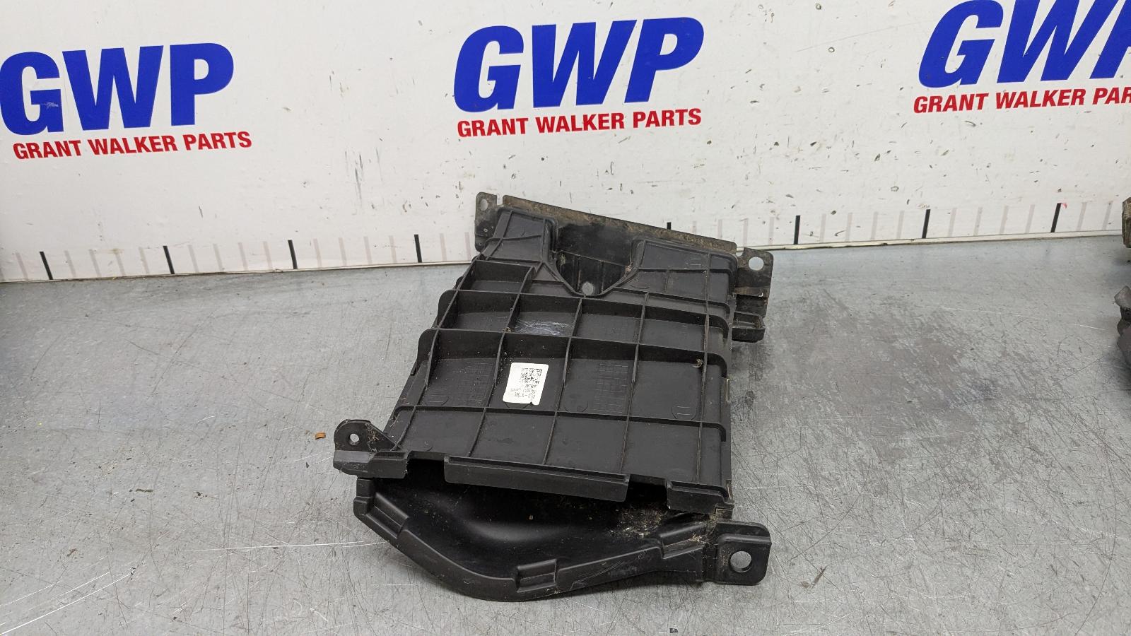 2021 Hyundai Santa Fe Front Bumper View Auto part Front Bumper Hyundai Santa Fe 2021
