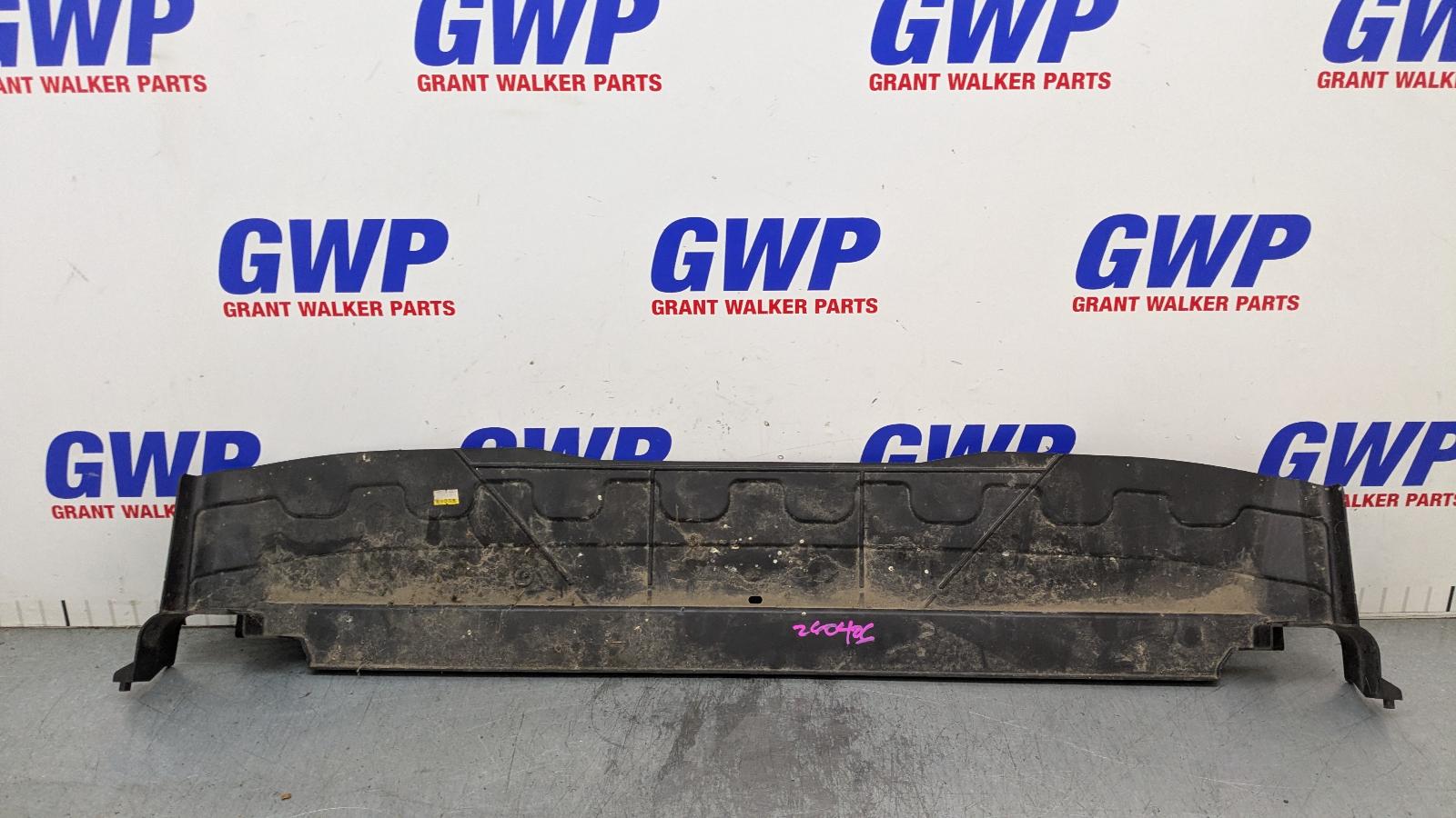 View Auto part Radiator Support Hyundai Santa Fe 2021