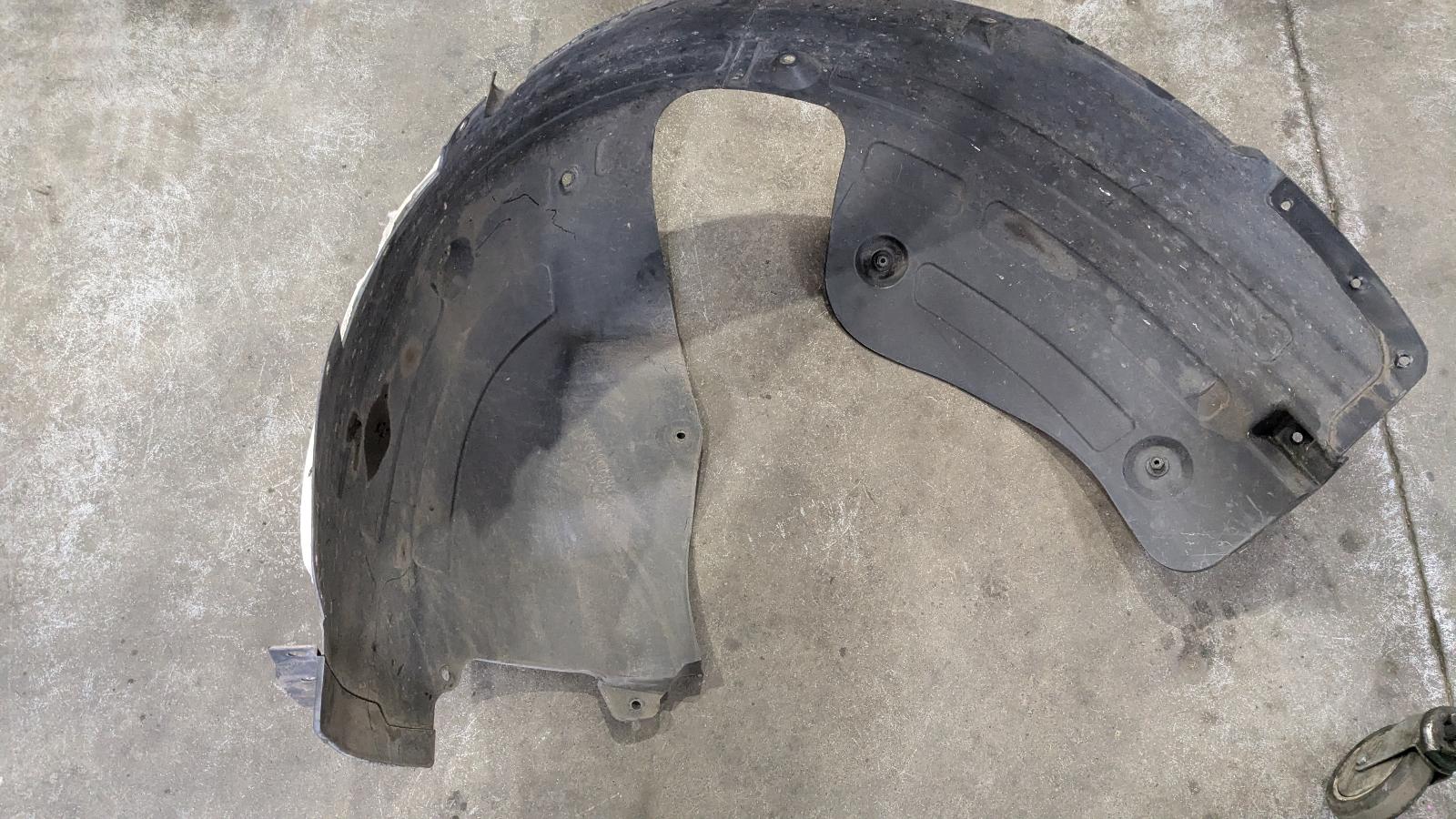 View Auto part Left Guard Liner Hyundai Santa Fe 2021